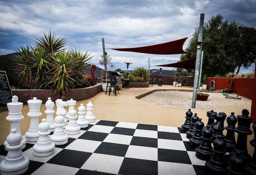 בית מלון כפרי Eagle View Escape