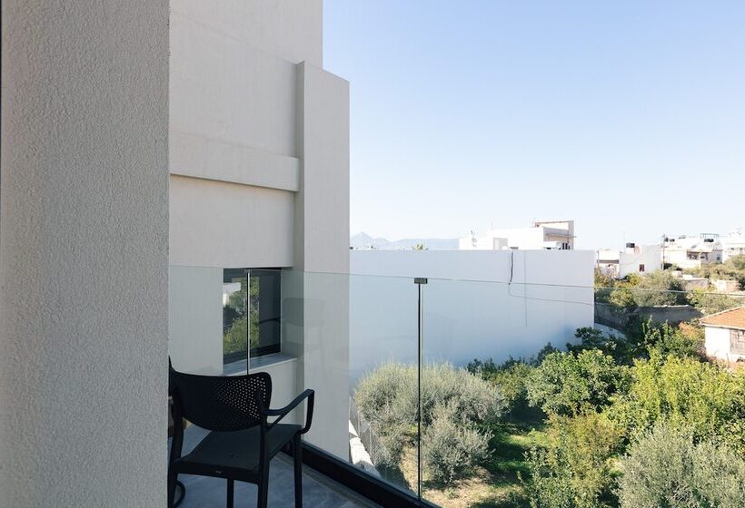 هتل Gd Gallery Suites