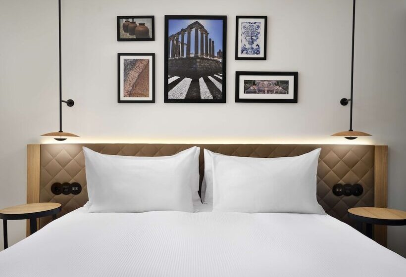هتل Hilton Garden Inn Evora