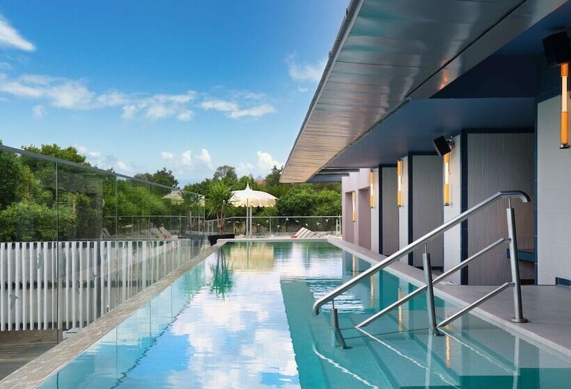 هتل Hilton Garden Inn Evora