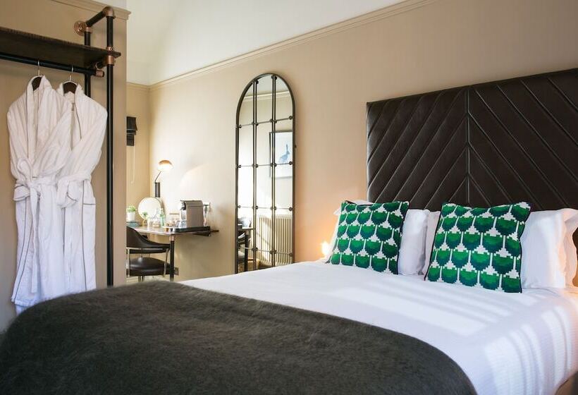 Отель Huntsman Of Brockenhurst