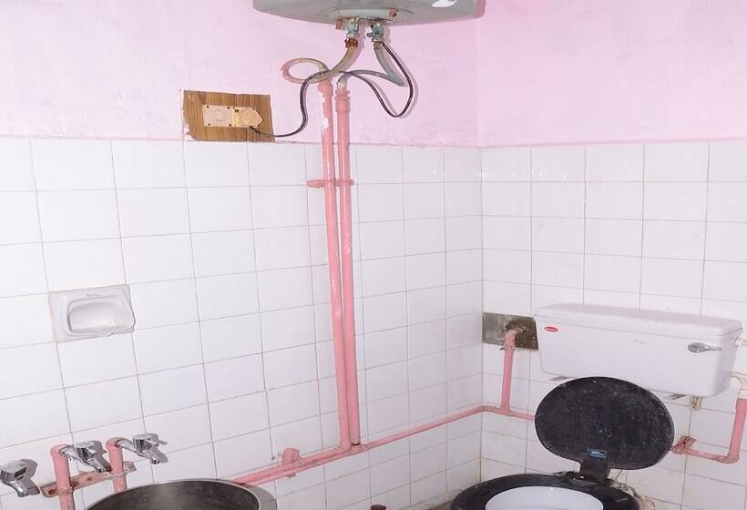 هتل Jayaraj Residency