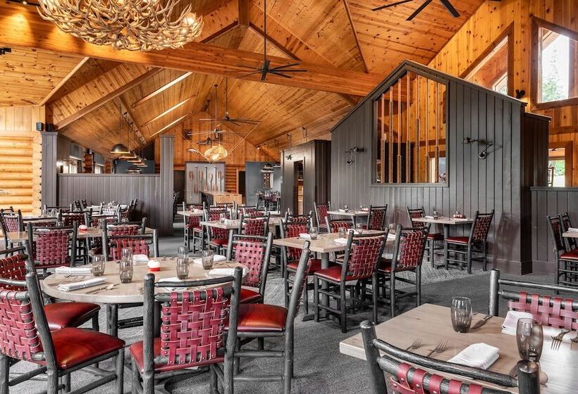 فندق Kenai Princess Wilderness Lodge