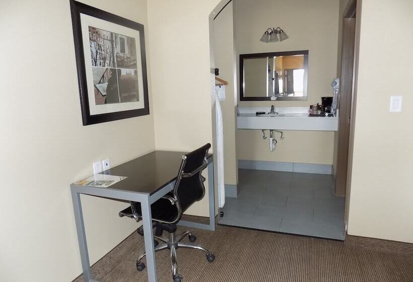 酒店 Moulton Inn & Suites