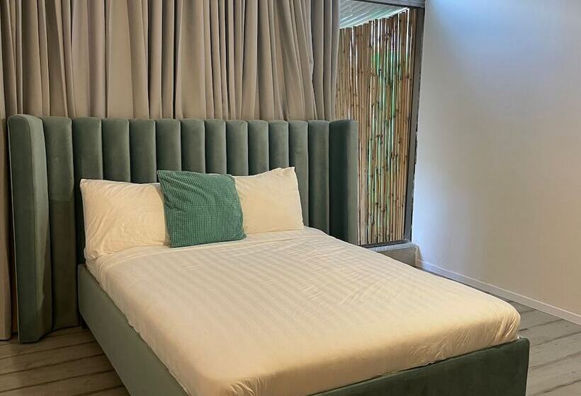 Отель Rothschild 79