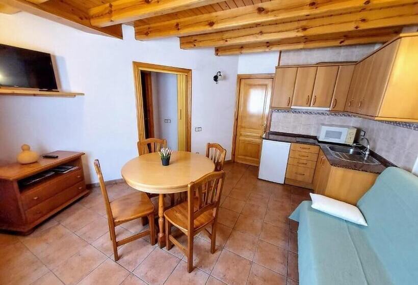 فندق ريفى Camping Solau