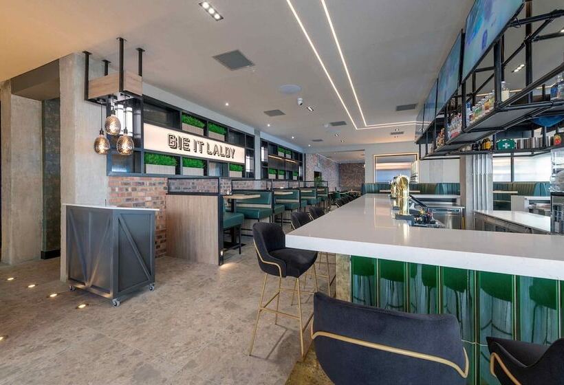 ホテル Sandman Signature Glasgow