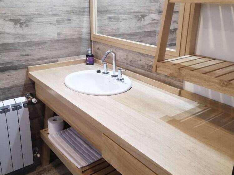 בית מלון כפרי Senderos Aparts & Suites