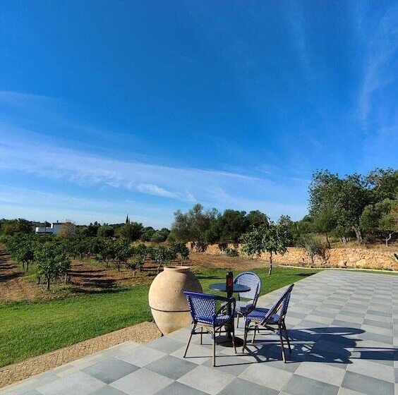 בית מלון כפרי Solar Alvura Health