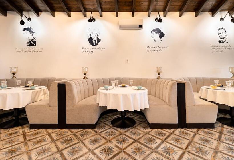 בית מלון כפרי Solar Alvura Health