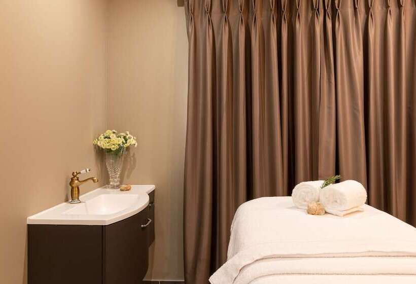 בית מלון כפרי Solar Alvura Health