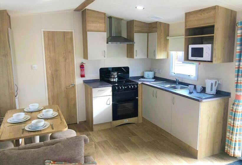 Отель The Chase Holiday Park