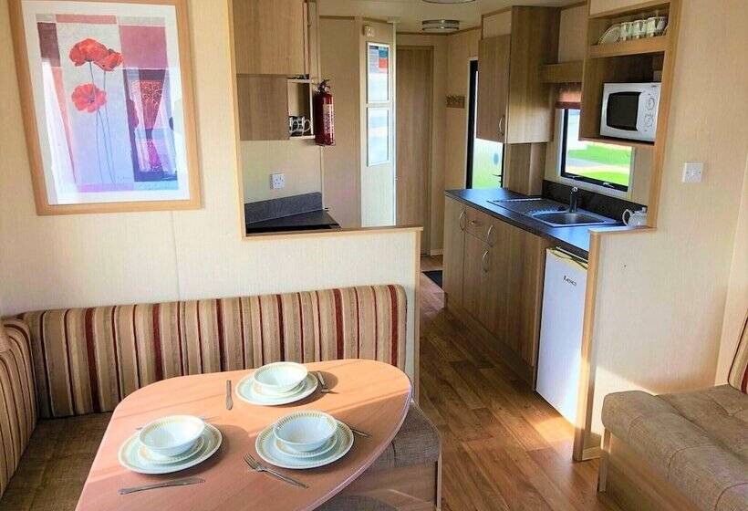 Отель The Chase Holiday Park