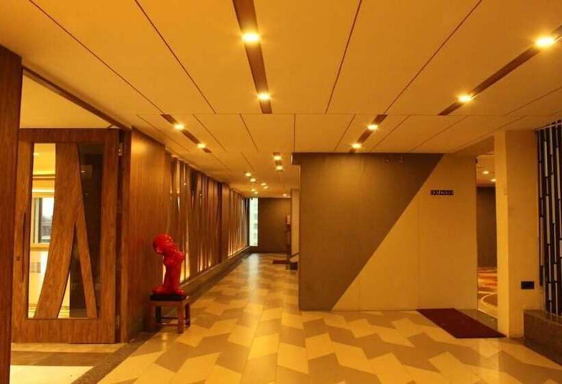 Zip By Spree Hotels Surat