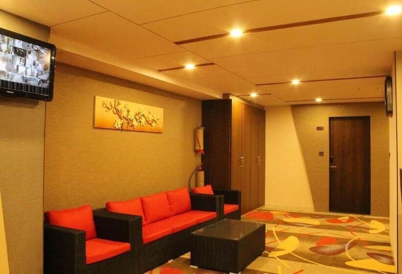 Zip By Spree Hotels Surat