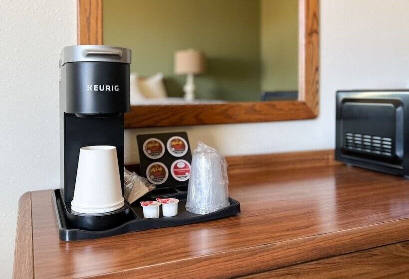 فندق The Trail Inn   Sutton, Nebraska   Us 6 Hwy