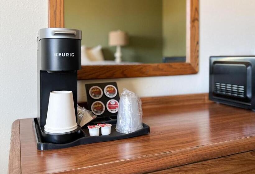 فندق The Trail Inn   Sutton, Nebraska   Us 6 Hwy