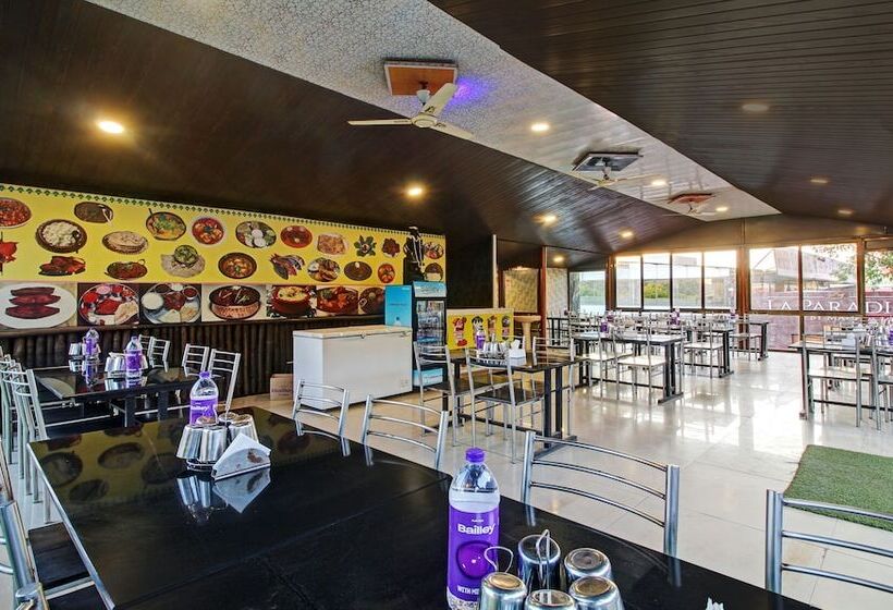 فندق Treebo La Paradise