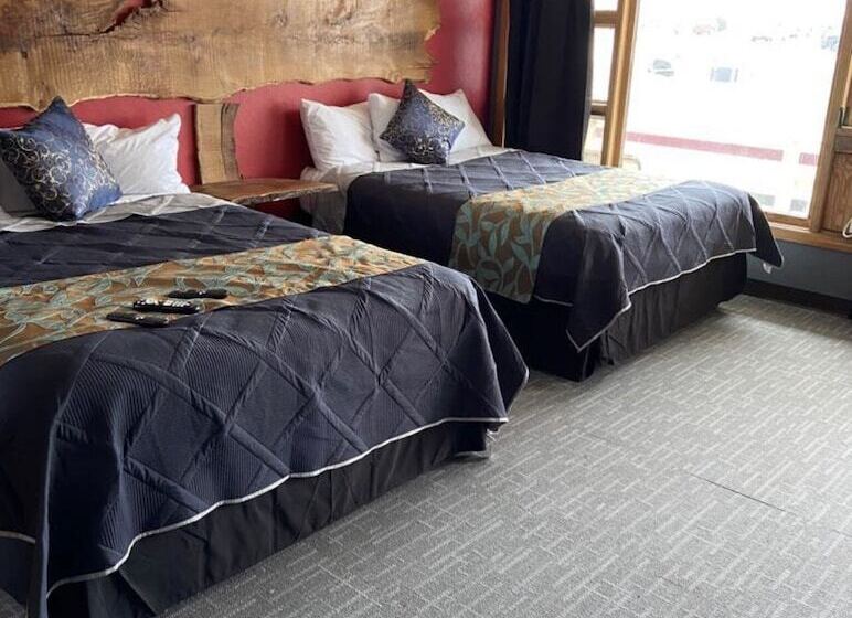 فندق Tri State Wood Inn