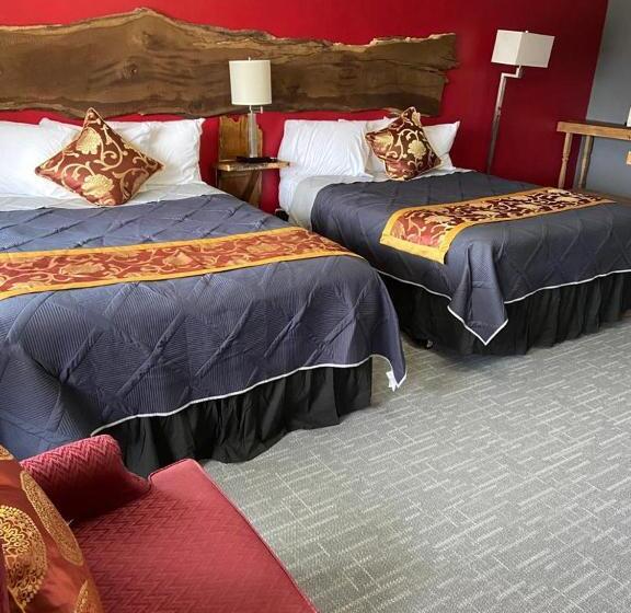 فندق Tri State Wood Inn