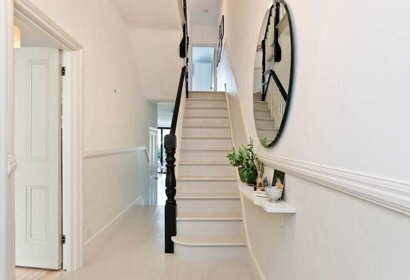 Interior Designed House With Garden In North West London By Underthedoormat