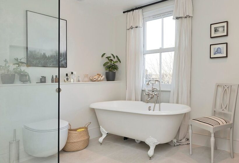 Interior Designed House With Garden In North West London By Underthedoormat