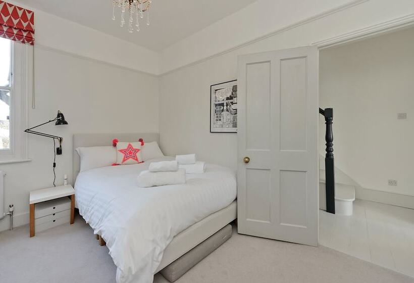 Interior Designed House With Garden In North West London By Underthedoormat