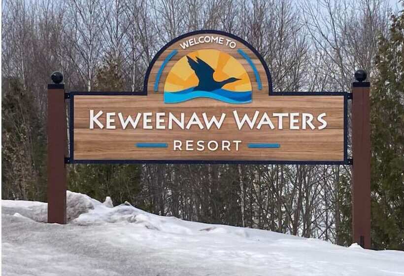 Keweenaw Waters Resort