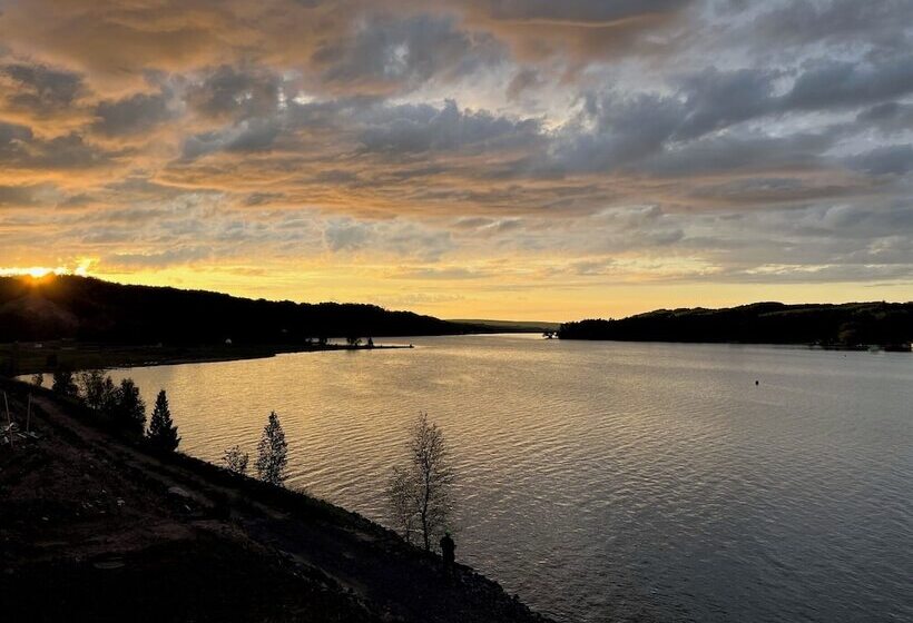 Keweenaw Waters Resort