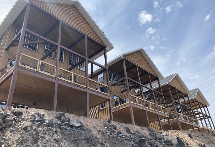 Keweenaw Waters Resort