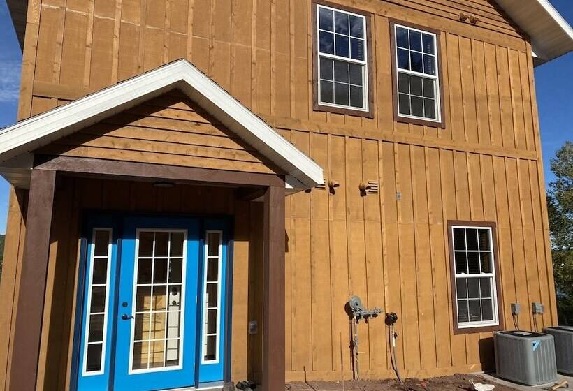 Keweenaw Waters Resort