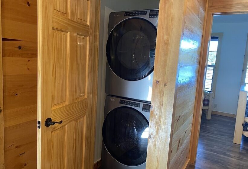 Keweenaw Waters Resort