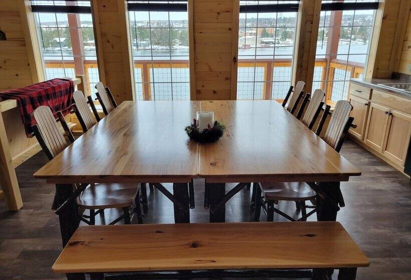 Keweenaw Waters Resort