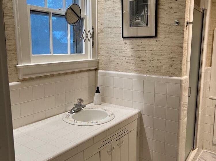 La Pension Nacogdoches