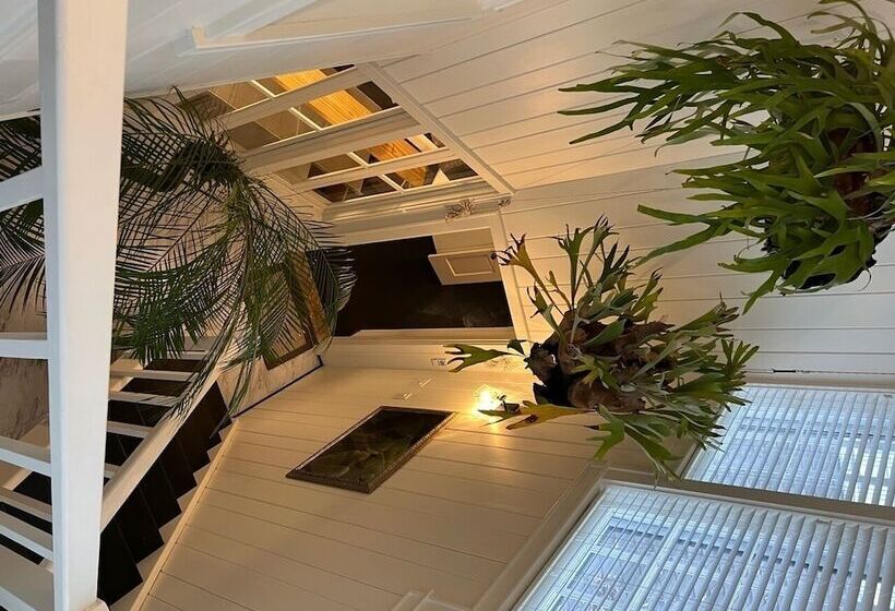 La Pension Nacogdoches