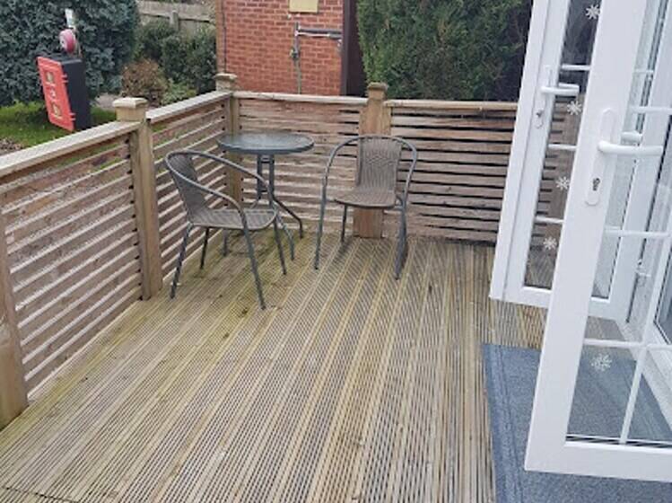 Lovely 2 Bed Chalet At Robinhood Retreat Free Park