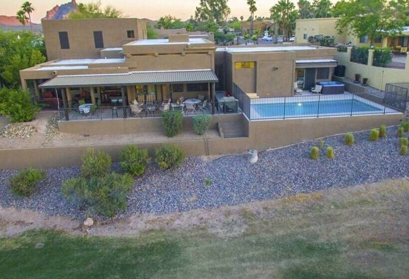 Luxe 4 Bdrm W/pool And Spa On Golf Course Lot!