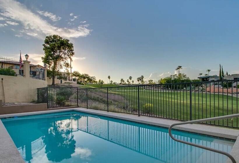 Luxe 4 Bdrm W/pool And Spa On Golf Course Lot!