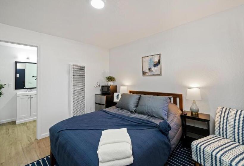 מוטל Adventure Lodge