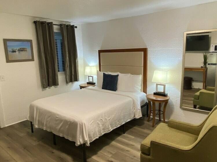فندق على الطريق American Inn