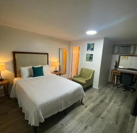 فندق على الطريق American Inn