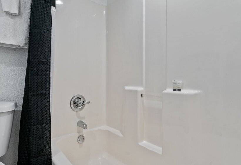 汽车旅馆  Extended Stay Gun Barrel City