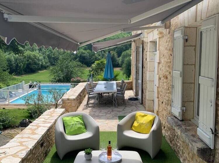 Пансион La Biche Au Bois