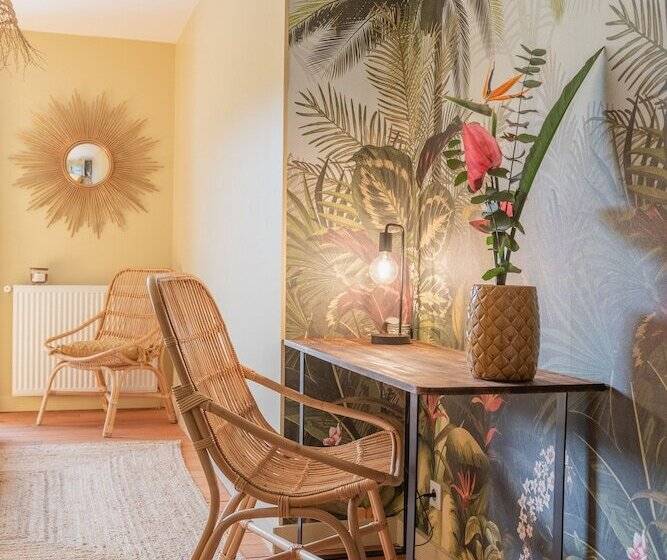 بنسيون La Grange Du Coulin