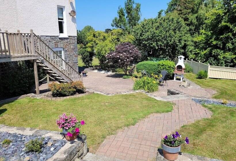 بنسيون Llys Aeron Guest House