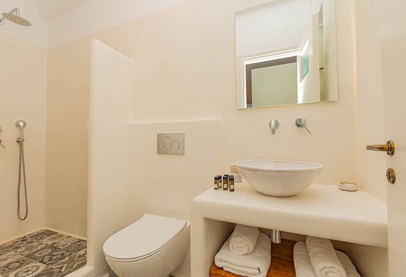 פנסיון Studio Strouvalis