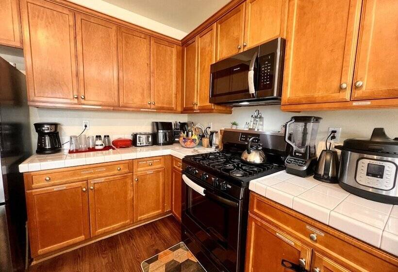 بنسيون Mirage Residential Rental