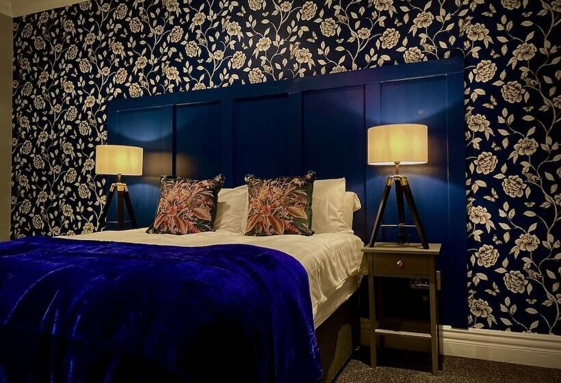 레지던스 Captivating 4 Bed Hot Tub House In Blackpool