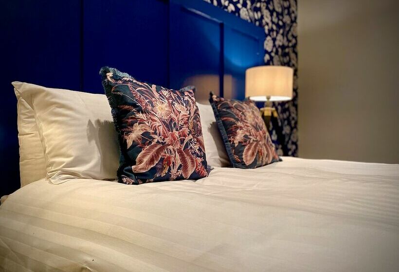 레지던스 Captivating 4 Bed Hot Tub House In Blackpool