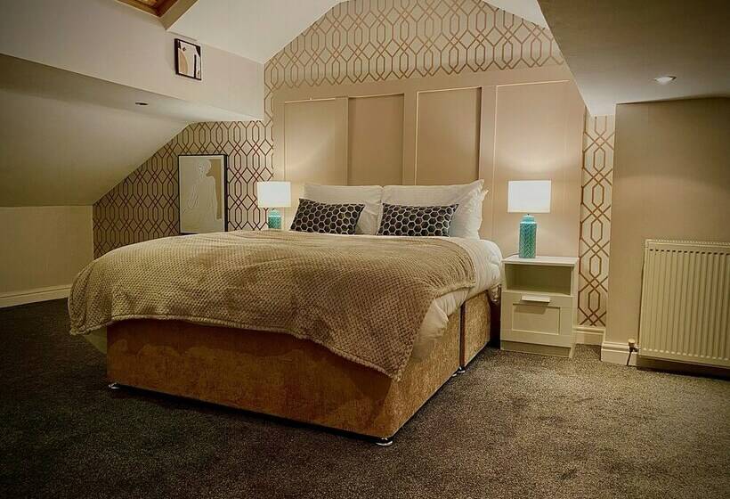 레지던스 Captivating 4 Bed Hot Tub House In Blackpool